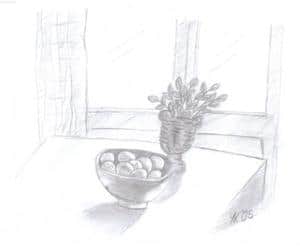 Tisch vor dem Fenster